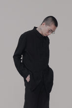 Load image into Gallery viewer, 011- The Hole Shirt in linen
