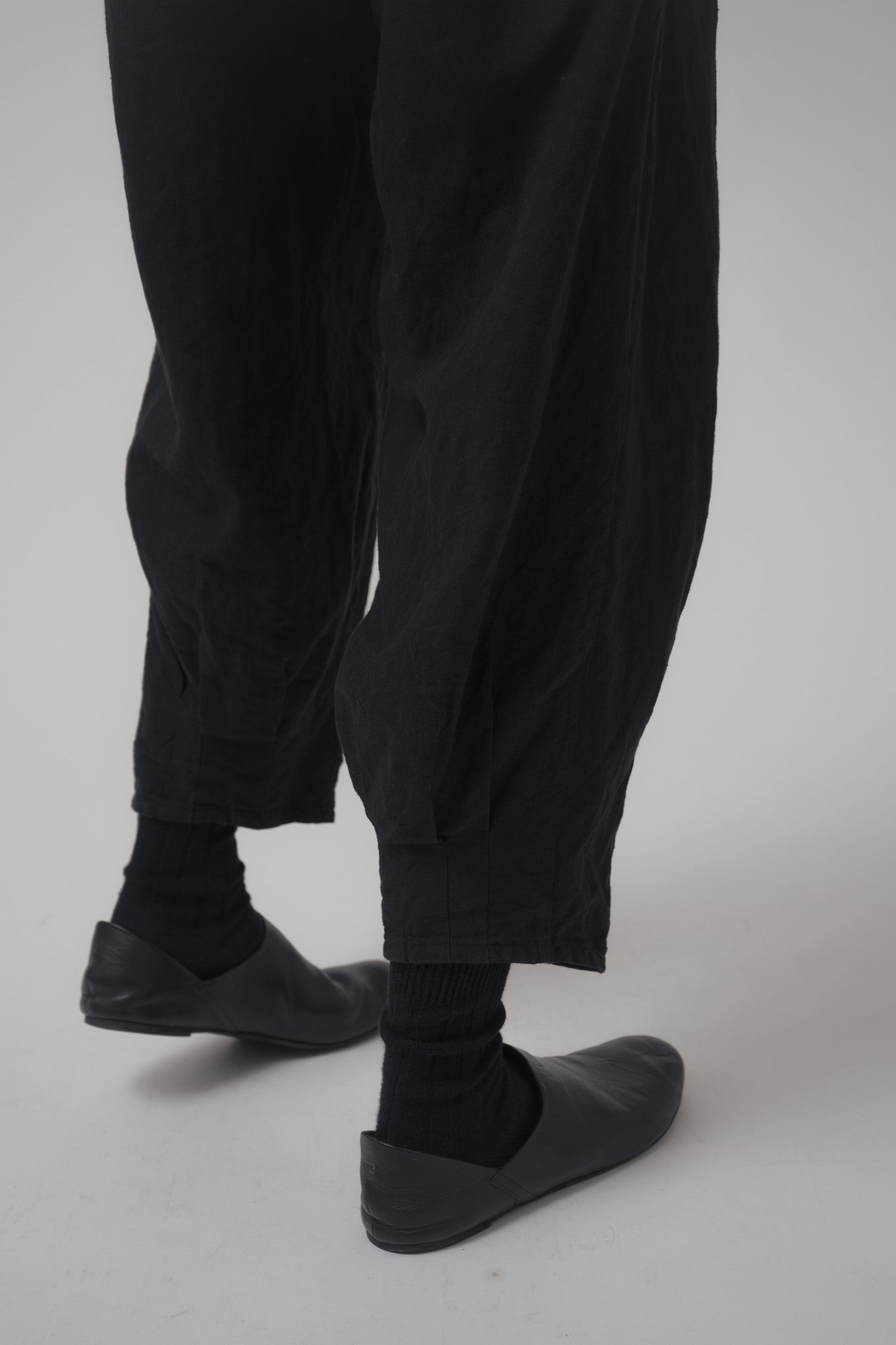 041 - Basic Balloon Pants in linen