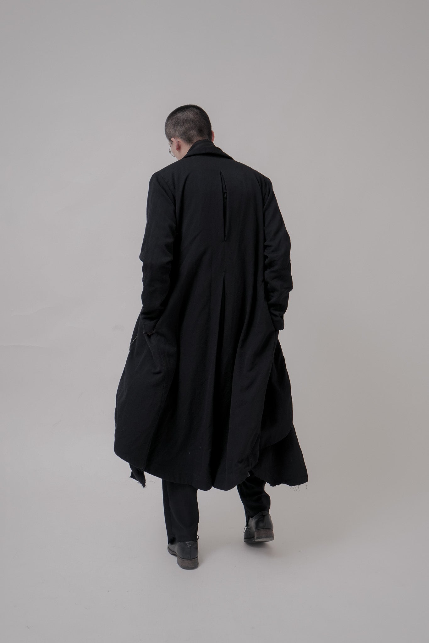 046 - Crevice Long Coat in wool