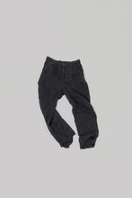 Load image into Gallery viewer, 040 - Basic Straight Pants in linen
