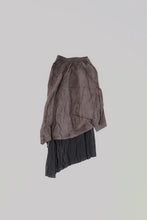 Load image into Gallery viewer, 036 - Draped Table Skirt (Brown)
