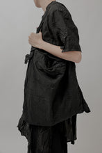 Load image into Gallery viewer, 001- Mountain Bag (Black)

