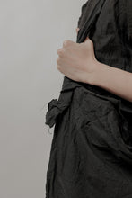 Load image into Gallery viewer, 001- Mountain Bag (Black)
